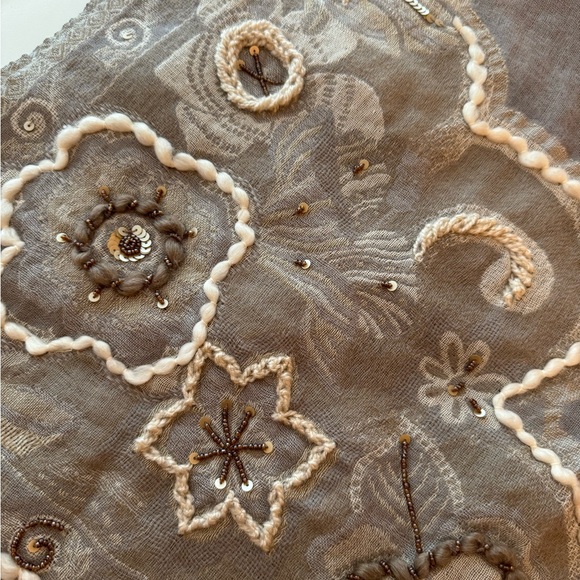 PURSET 100% Wool Beaded Scarf - Picture 8 of 11